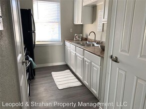 2502 Avenue L in Galveston, TX - Foto de edificio - Building Photo