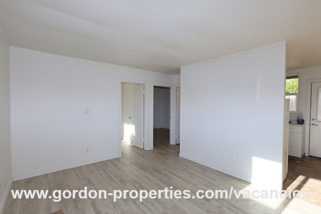 15030 SE Arista Dr in Portland, OR - Building Photo - Building Photo