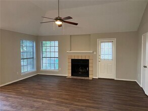 4714 Castleman Dr in Austin, TX - Building Photo - Building Photo