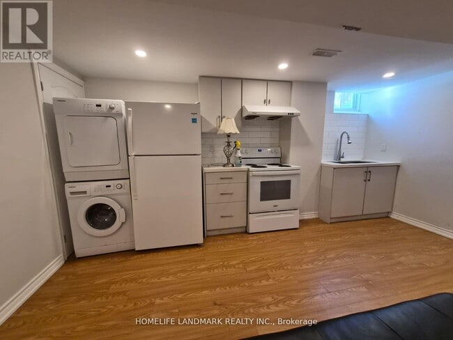 property at 26 Catamaran Dr