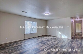 5557 Springvale Rd in North Little Rock, AR - Building Photo - Building Photo