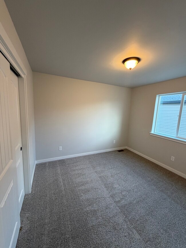 2241 Great Basin Wy in Burley, ID - Building Photo - Building Photo