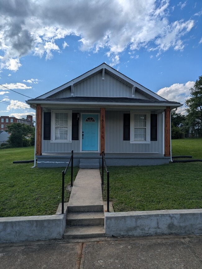 property at 1613 13th St