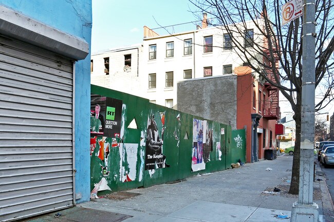 HAP Nine NY in New York, NY - Building Photo - Building Photo
