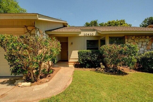 property at 10410 Broken Shoe Trail