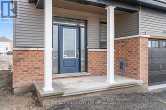 1947 Elevation Rd in Ottawa, ON - Building Photo - Building Photo
