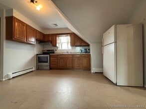 30 Stuart Ave in Norwalk, CT - Building Photo - Building Photo