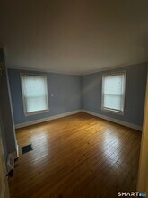 57 Maple St in Thomaston, CT - Building Photo - Building Photo