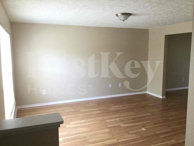 805 Westmead Dr in Columbus, OH - Building Photo - Building Photo