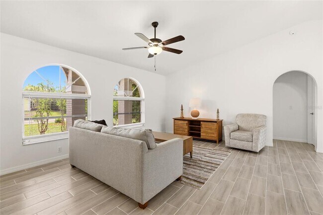 830 Columbia St in Port Charlotte, FL - Building Photo - Building Photo