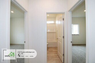 2901 Hopkins Ave in Redding, CA - Building Photo - Building Photo