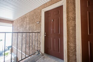 4921 Indian River Dr in Las Vegas, NV - Building Photo