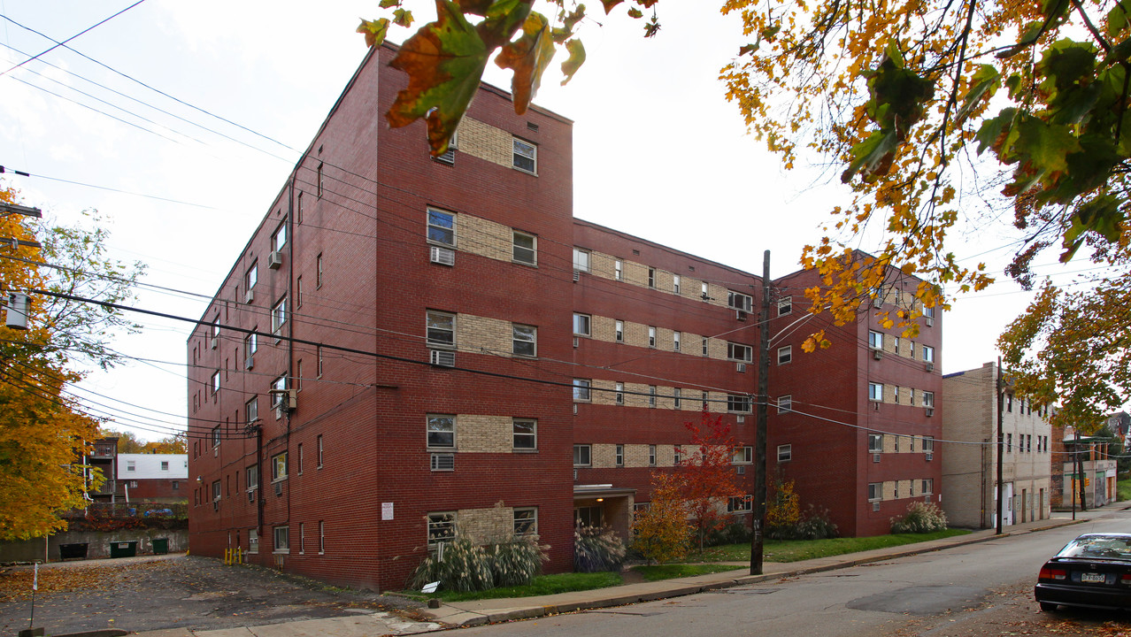 Woodside Apartments in Pittsburgh, PA - Building Photo