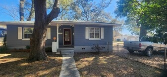 400 N N St in Pensacola, FL - Building Photo