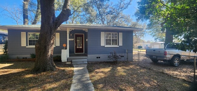 property at 400 N N St