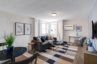 105 W 39th St, Unit FL12-ID1061318P in Baltimore, MD - Building Photo