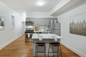 The Ivy in Philadelphia, PA - Foto de edificio - Interior Photo