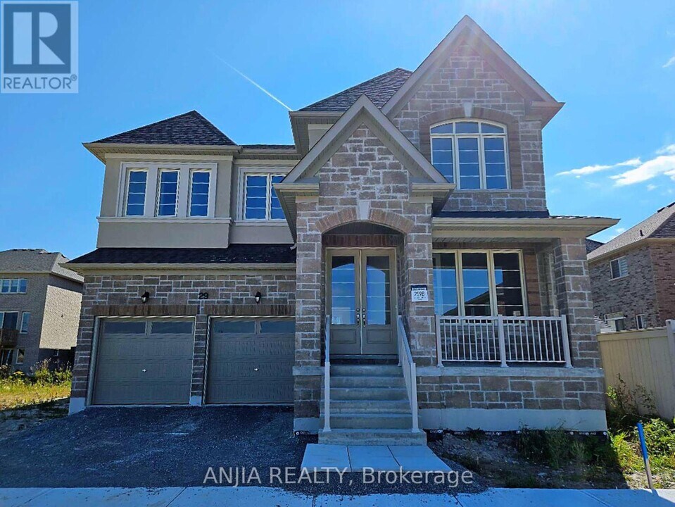 29 Hitching Post in Georgina, ON - Building Photo