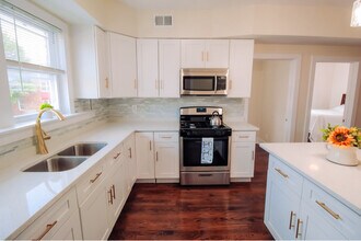 3558 W Huron St in Chicago, IL - Building Photo - Building Photo