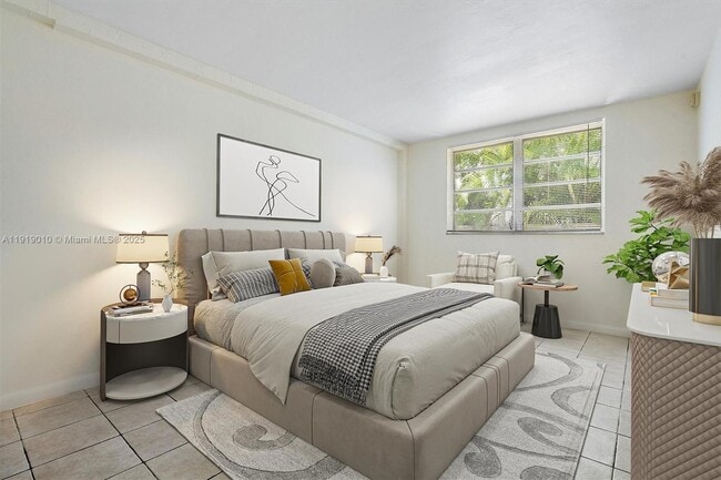 property at 1715 N 16th Ave