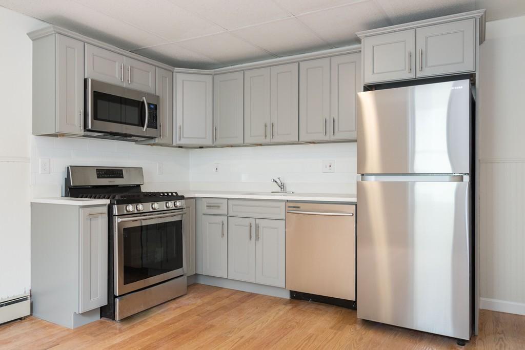 29 Pinckney St in Somerville, MA - Building Photo