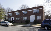 Community Meadows Apartments in Camden, NJ - Building Photo - Building Photo