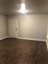 404 S Walnut St, Unit 1 in Hammond, LA - Building Photo