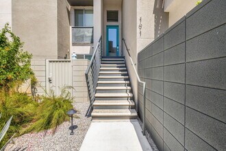 191 The Riv in Palm Springs, CA - Building Photo - Building Photo