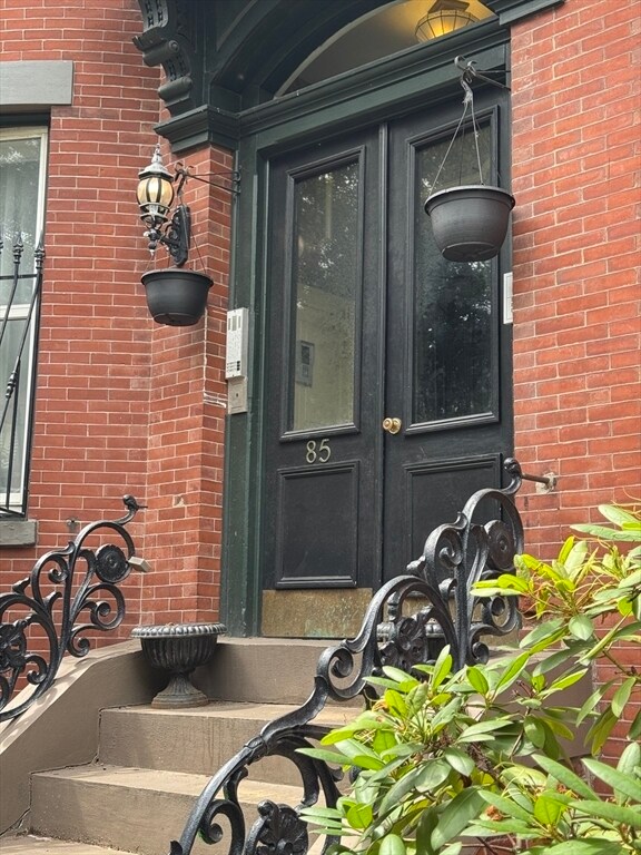 property at 85 E Brookline St
