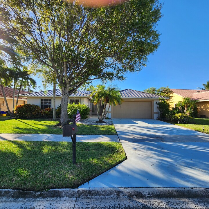 12358 Baywind Ct in Boca Raton, FL - Building Photo