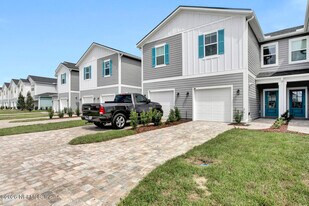 73 Mellowood Ln in St. Augustine, FL - Building Photo