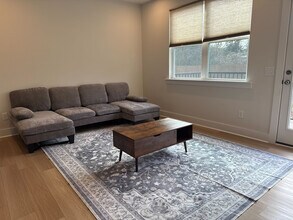 Room in Townhome on Levy Wy, Unit 5637 in Charlotte, NC - Foto de edificio - Building Photo