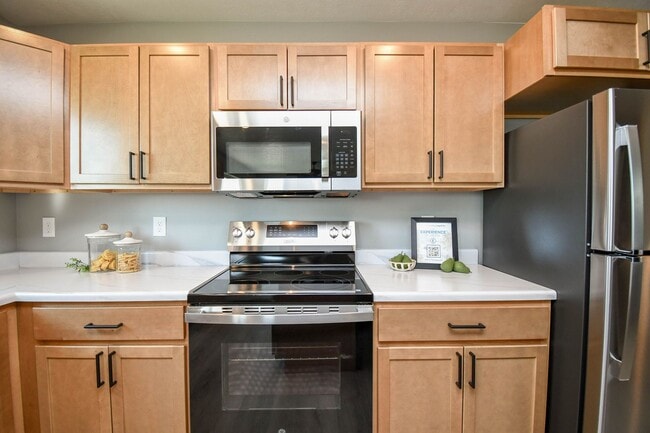 3900 S Caballo Ct in Sioux Falls, SD - Building Photo - Building Photo