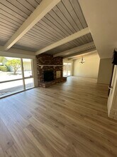 1112 Radcliffe Ave in Bakersfield, CA - Building Photo - Building Photo