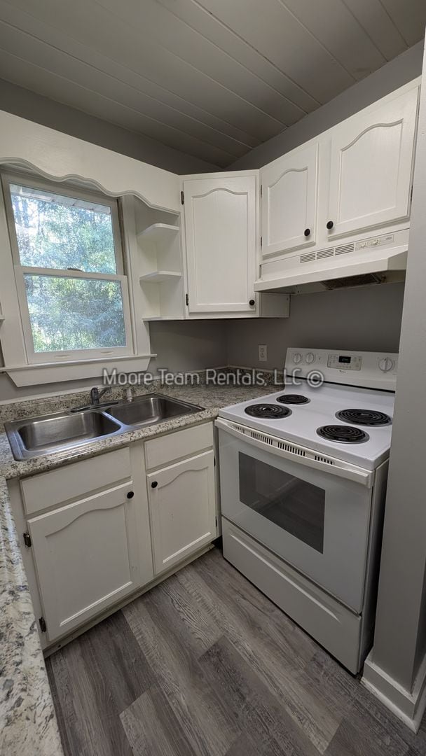 18 Jerry Ln in Hendersonville, NC - Building Photo - Building Photo