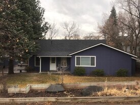 639 NW Portland Ave in Bend, OR - Building Photo