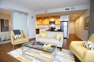 288 106th Ave NE in Bellevue, WA - Building Photo