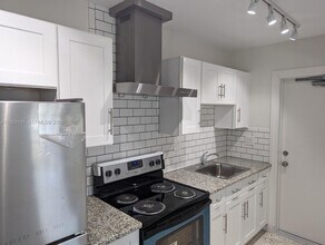 3556 SW 13th Terrace in Miami, FL - Building Photo - Building Photo