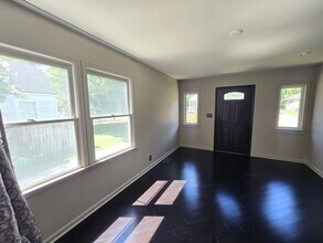 3932 Kennison Ave in Louisville, KY - Building Photo - Building Photo