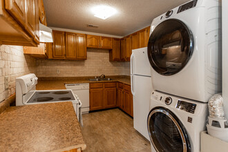 Ayrshire Building - 418 Mccallie Ave in Chattanooga, TN - Building Photo - Interior Photo