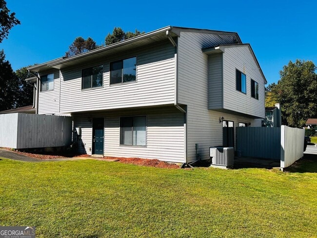 property at 3759 Mulkey Cir SW