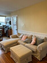 332 Beacon St, Unit 2 in Somerville, MA - Building Photo - Building Photo