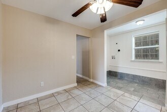 346 Leming Dr in San Antonio, TX - Building Photo - Building Photo