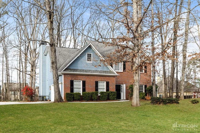 2611 Peregrine Ct in Suwanee, GA - Building Photo - Building Photo