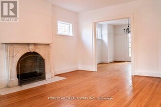 307 Sheldrake Blvd in Toronto, ON - Building Photo - Building Photo