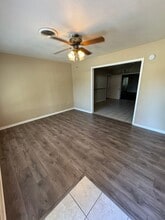 11 Powell Dr in Lampasas, TX - Building Photo - Building Photo