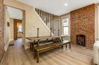 1649 Franklin Park S in Columbus, OH - Building Photo - Building Photo