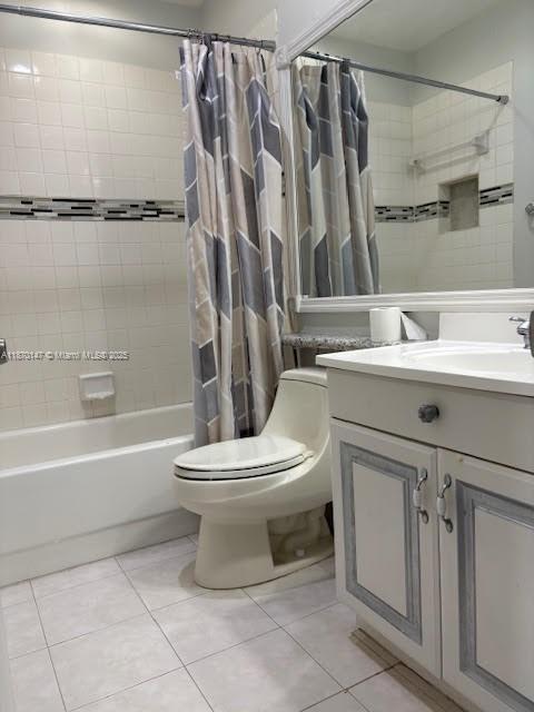 5721 Riverside Dr in Coral Springs, FL - Building Photo - Building Photo