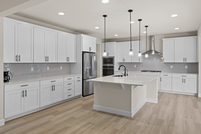 property at 5613 Farmstead Pl