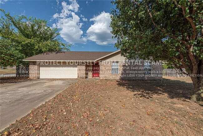 property at 1607 Lonesome Dove Dr